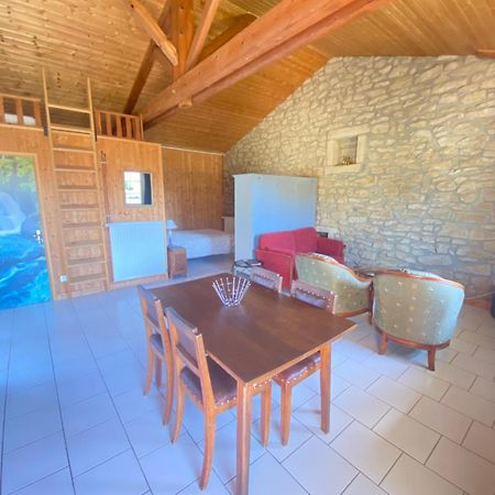 Gîte Les Sablières Saint-Lattier Esterno foto